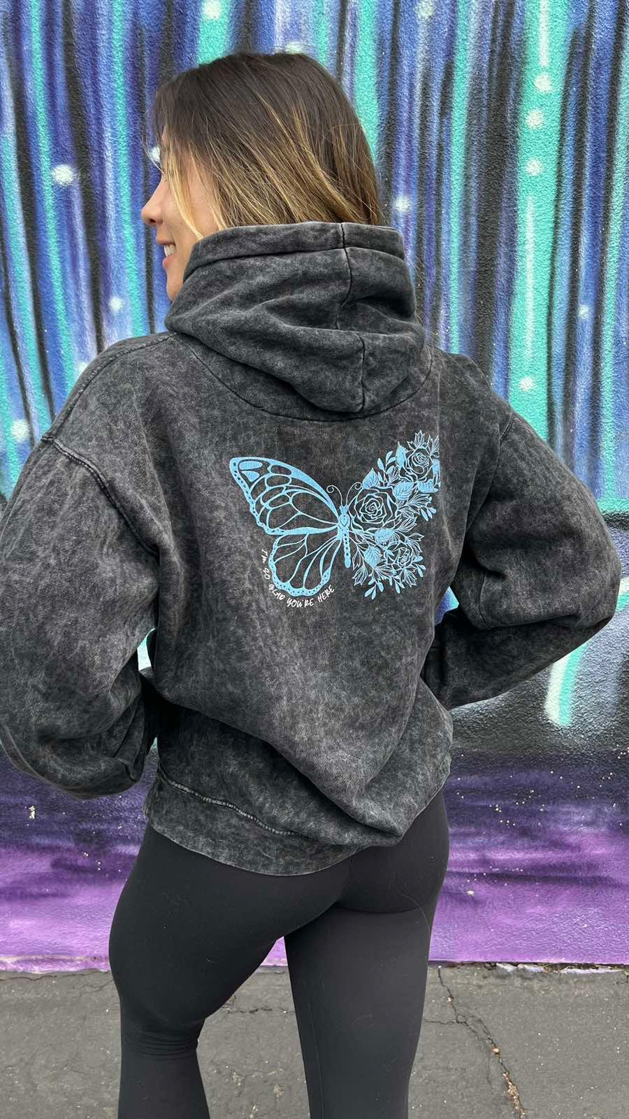 Mineral Wash Hoodie Freelyfit